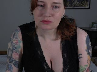 Bettie Bondage - NYE Part 2 Mom is Your Hotwife