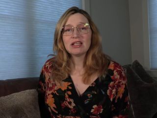 Bettie Bondage - Gullible Mom's Guest of Honor is A Bully